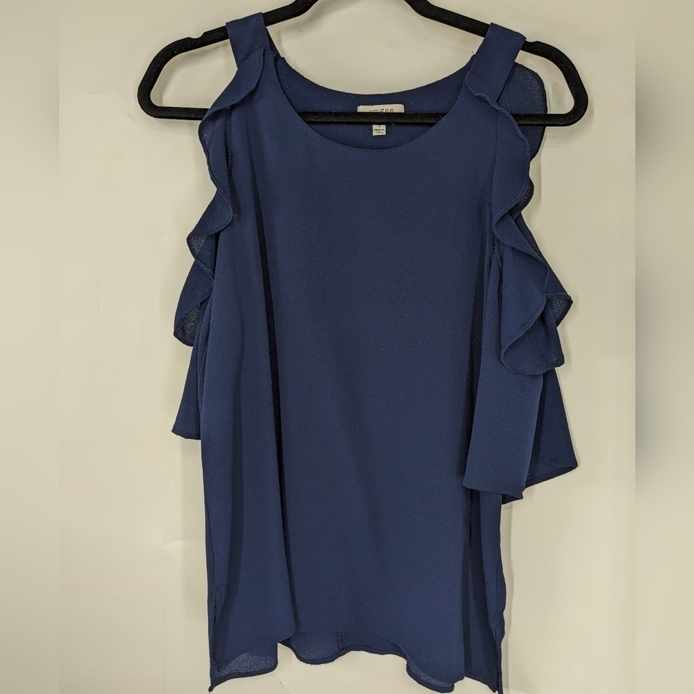 UMGEE Ruffle Cold Shoulder Top